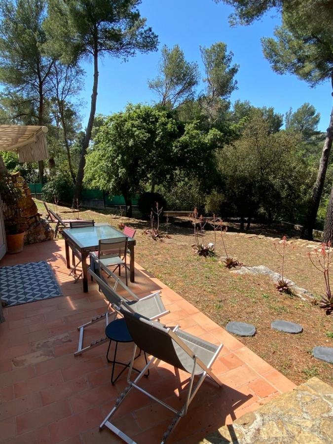 Une Pause En Provence Le Beausset Exteriér fotografie